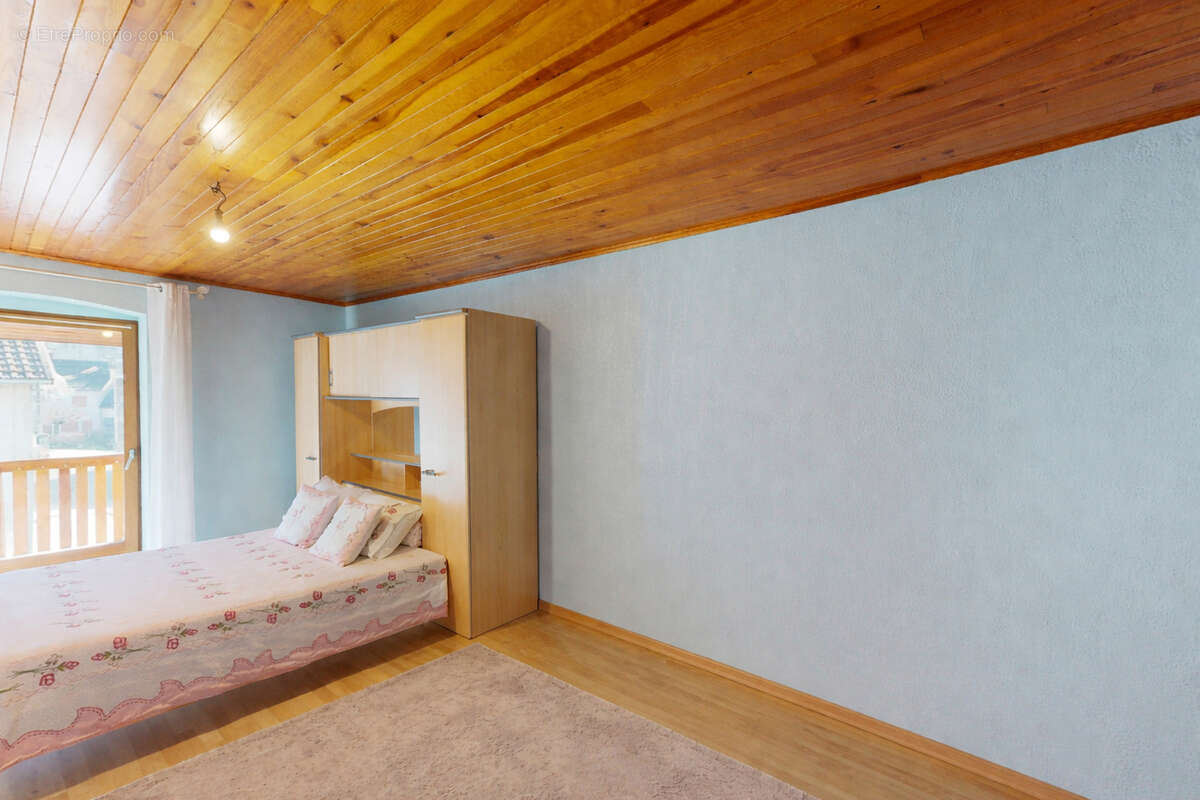 Maison à LECT