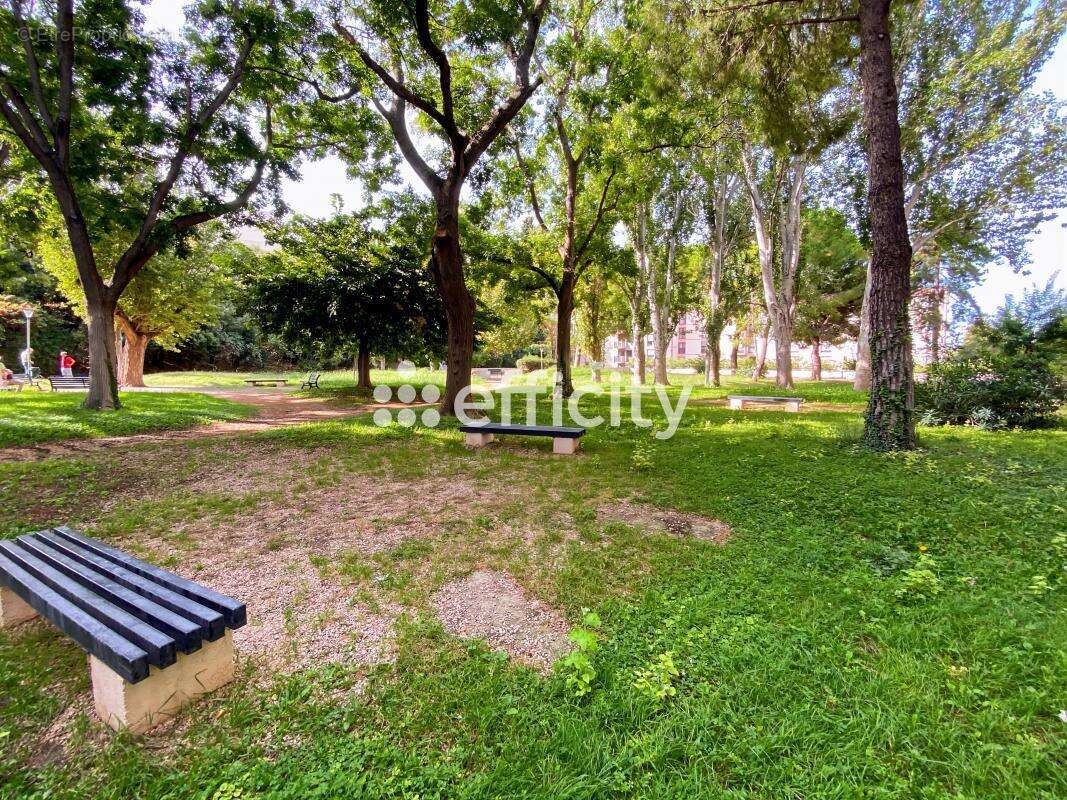 Appartement à MARSEILLE-12E