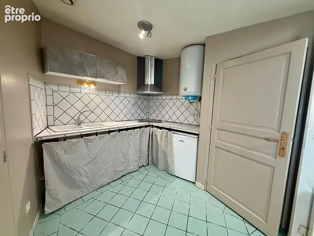 Studio indépendant avec garage idéalement situé au coeur du centre-ville - photo 4