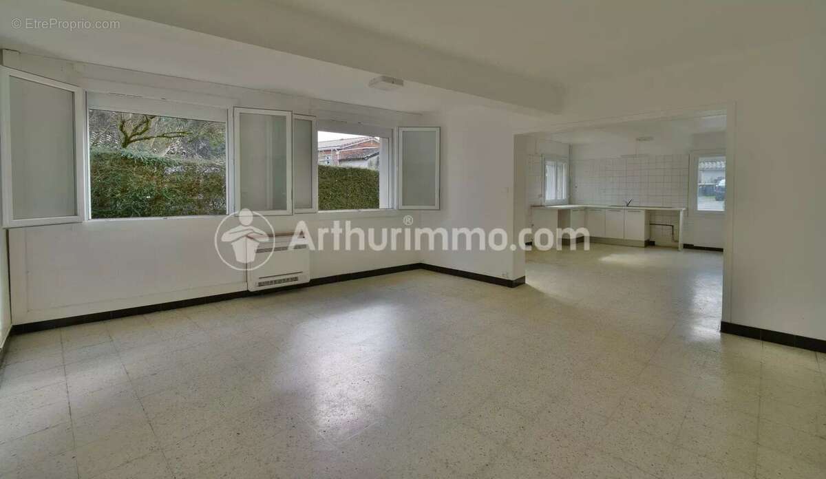 Maison à CASTELMAUROU