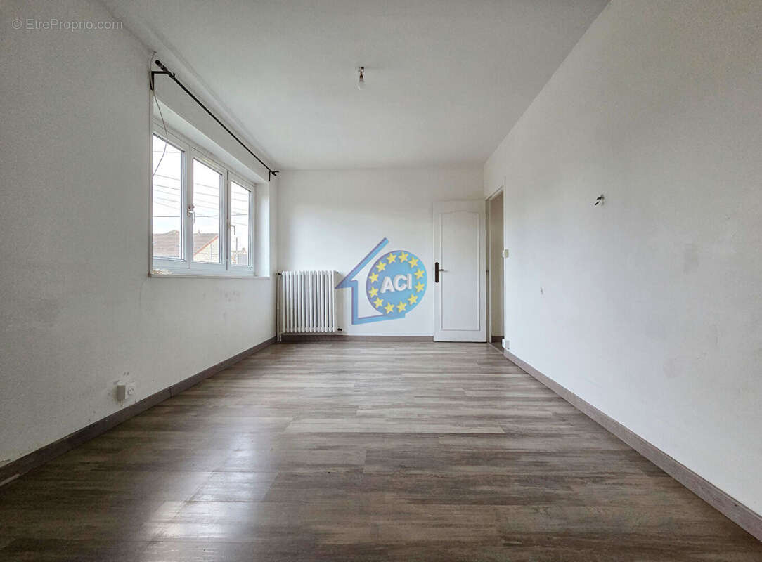 Maison à MANTES-LA-JOLIE