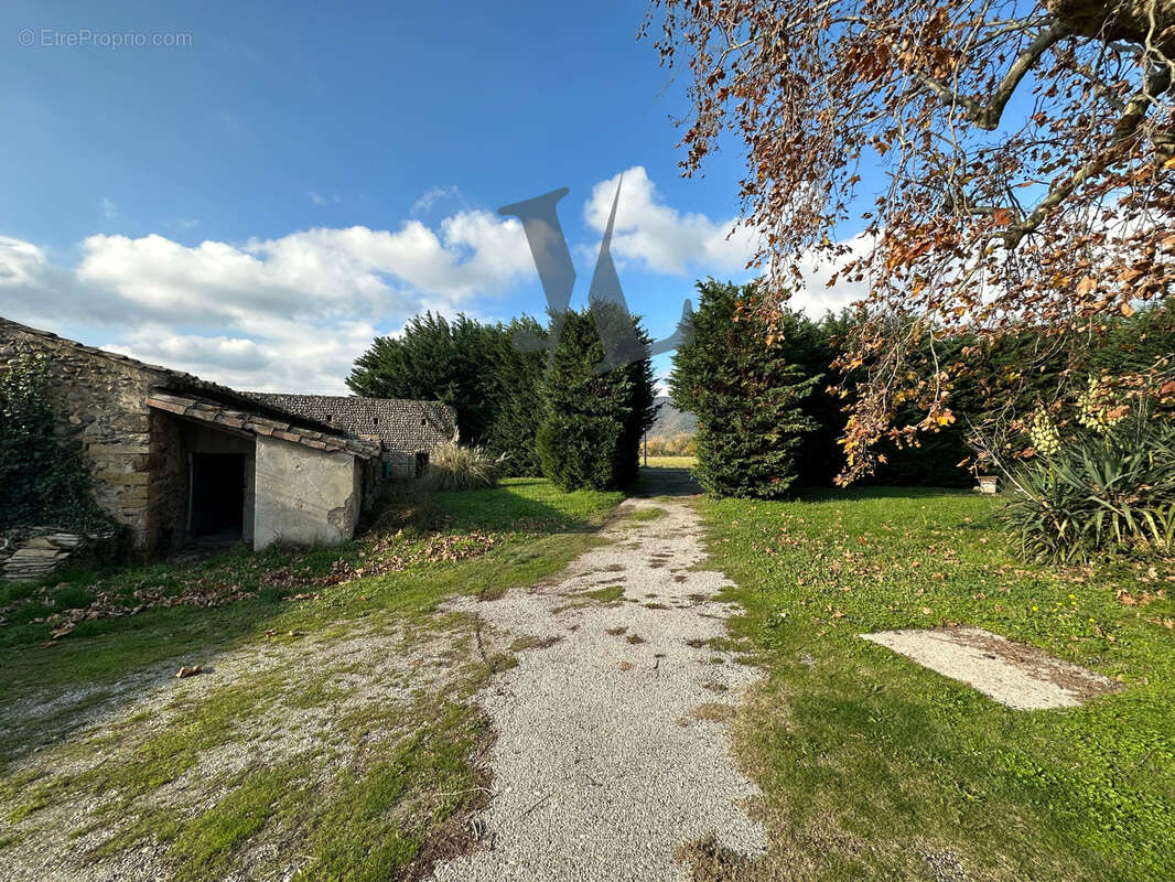 Maison à ETOILE-SUR-RHONE