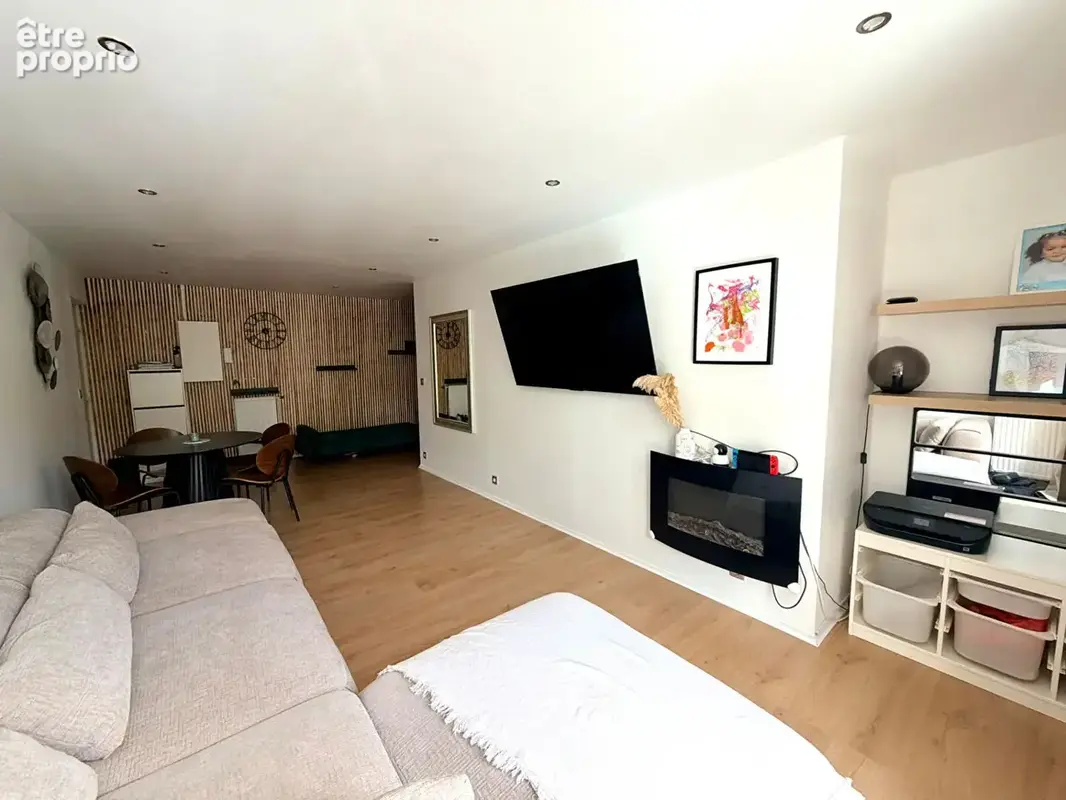 Appartement à SARTROUVILLE