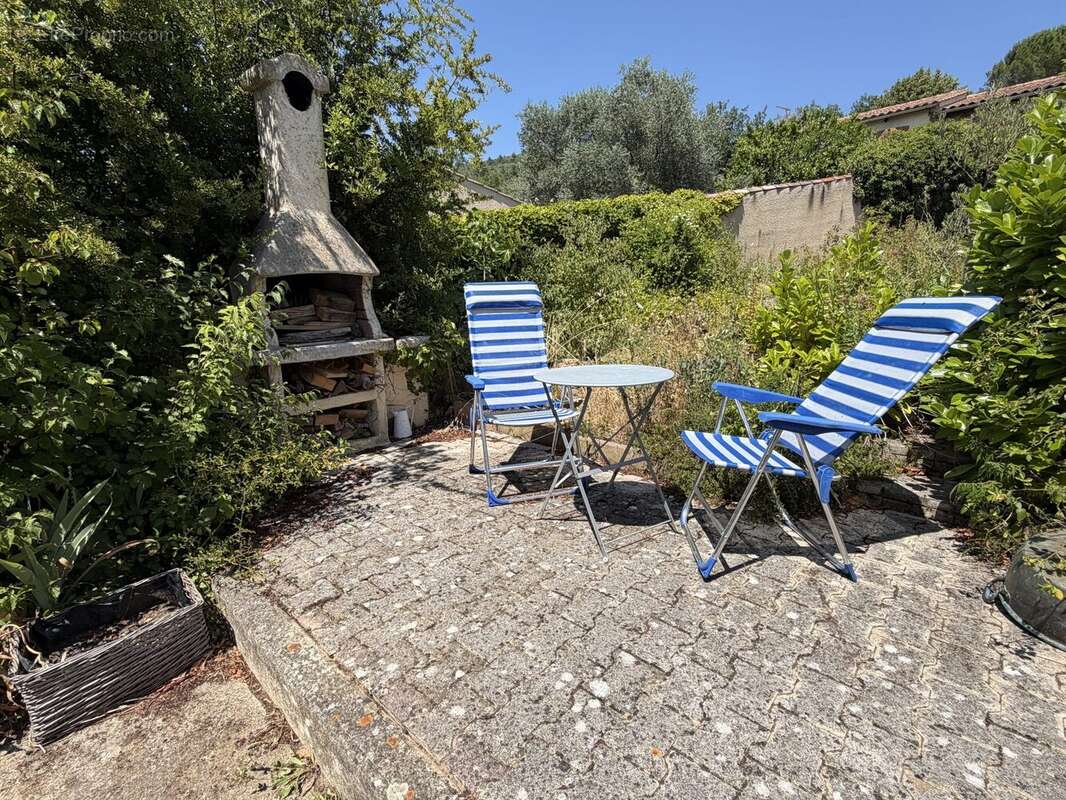 Maison 93 m² à Couiza  - photo 2