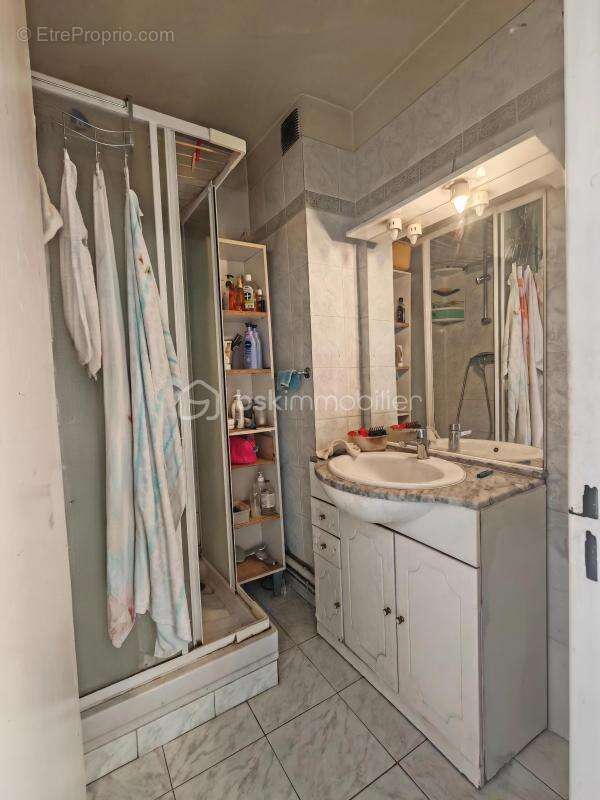 Appartement à AUBERVILLIERS