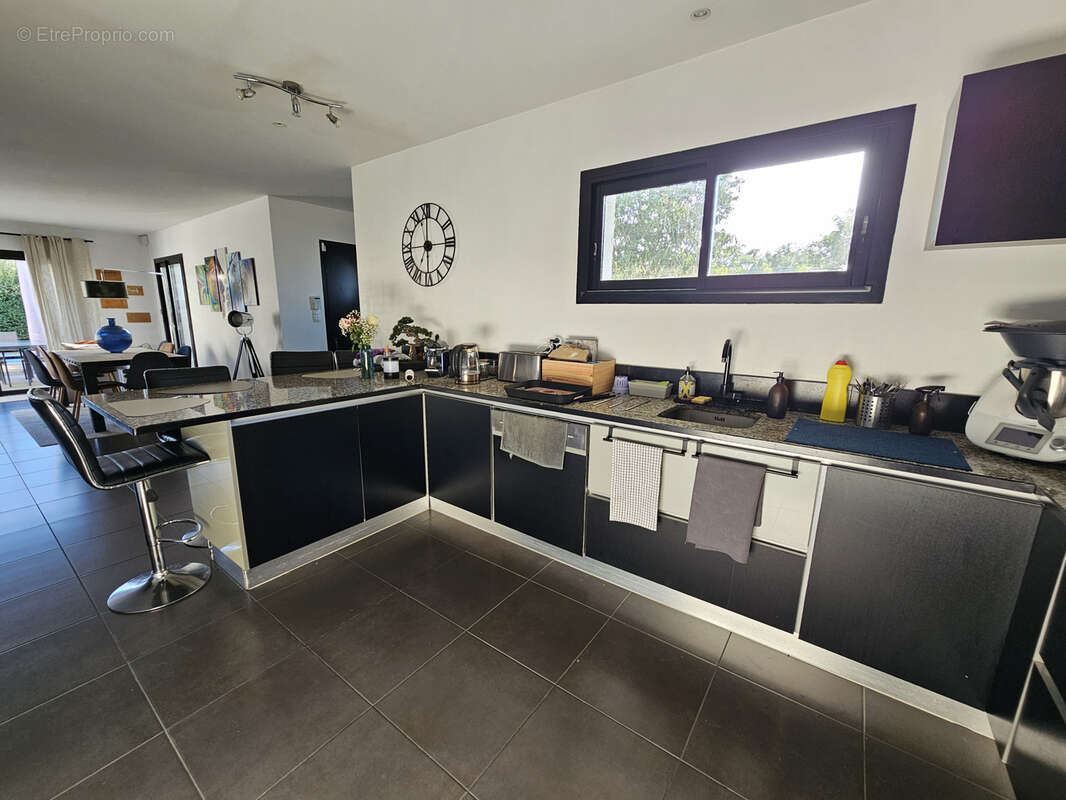 Maison familiale avec piscine à Avensan - photo 8