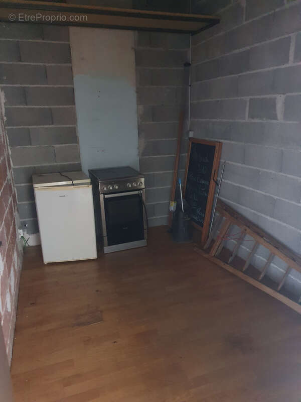 Commerce à LAGUIOLE