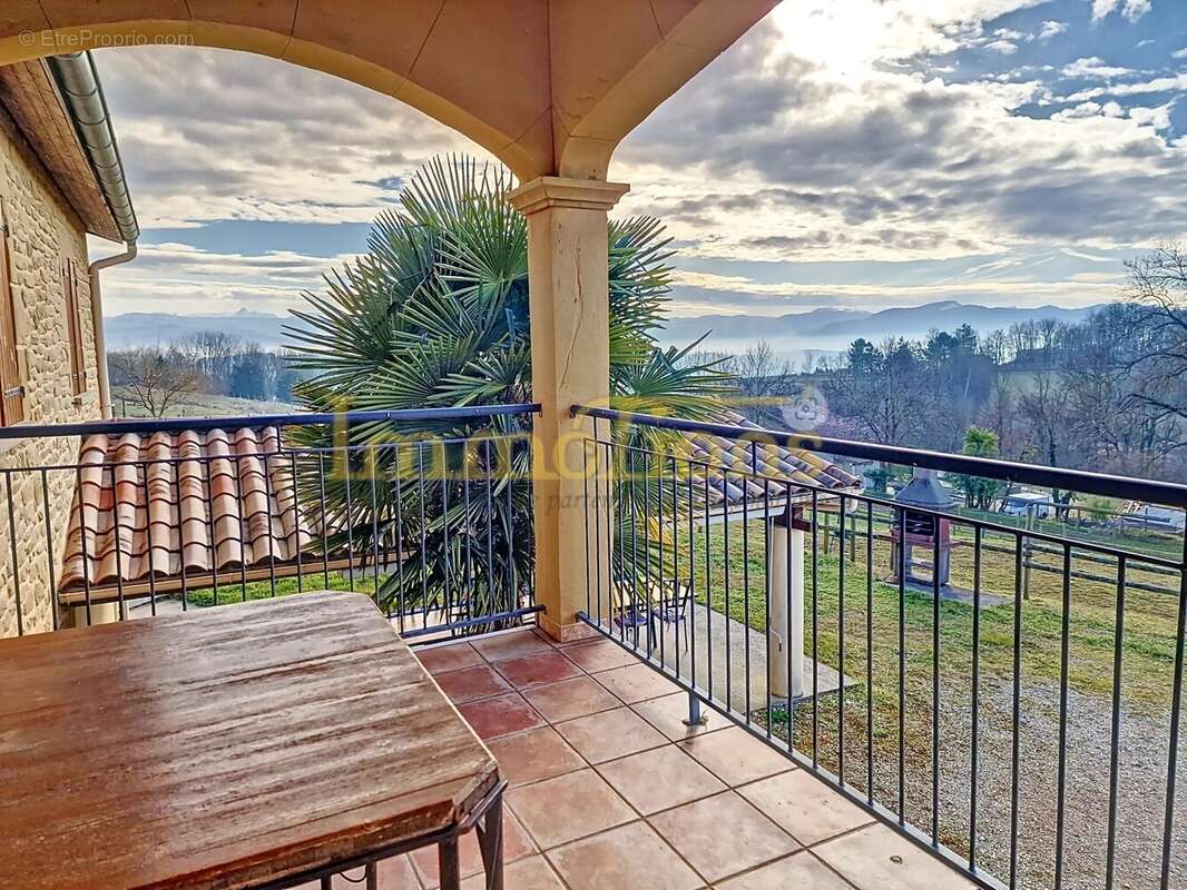 Maison à ROMANS-SUR-ISERE