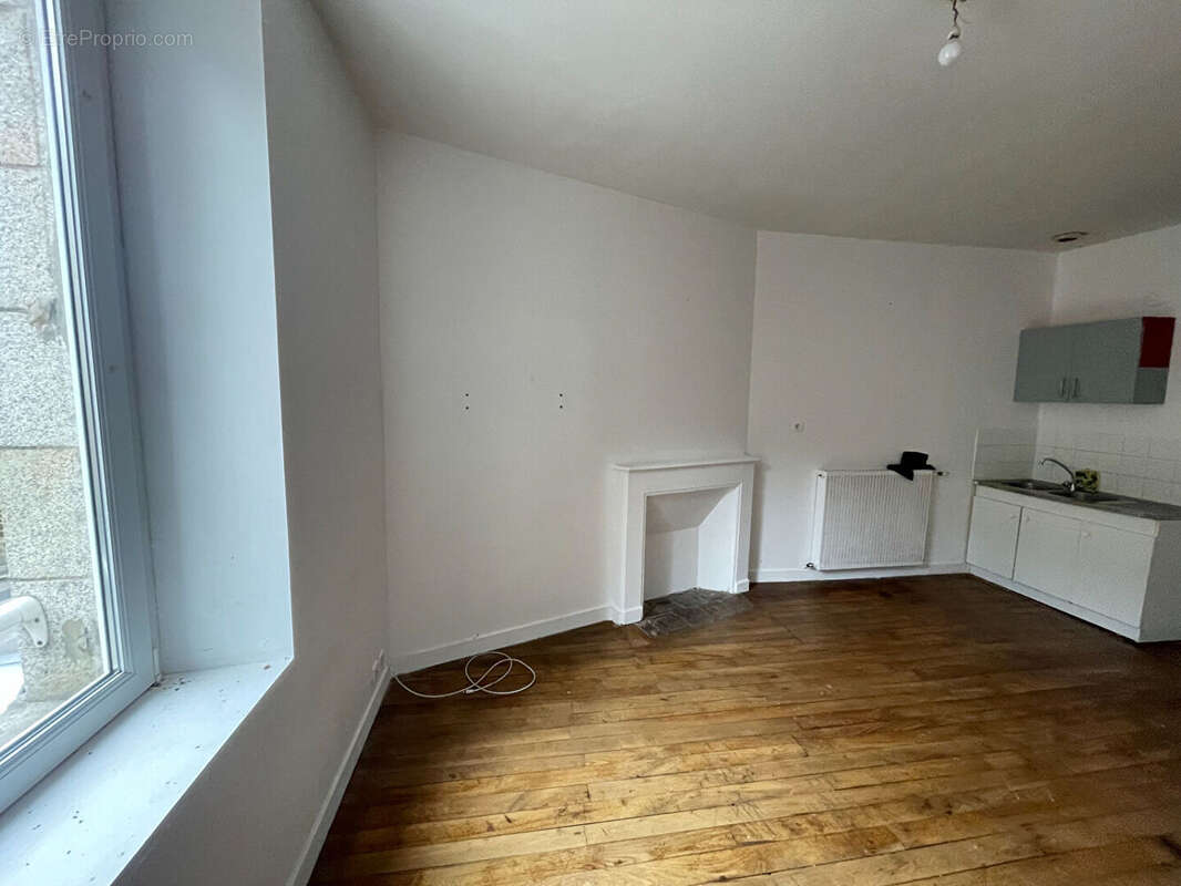 Maison à PLENEE-JUGON