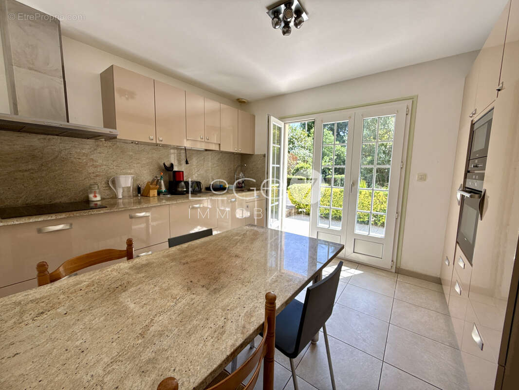 Maison avec beau terrain aux portes de Clohars - photo 6