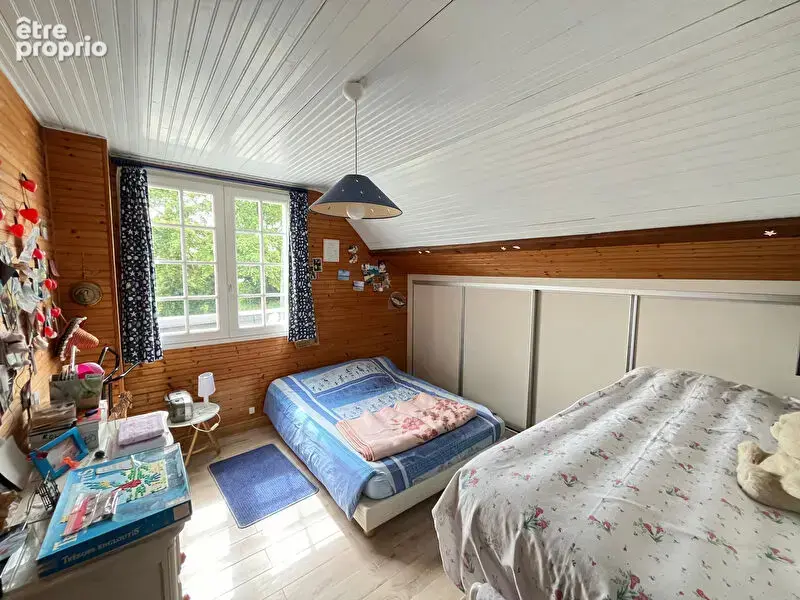 Maison - 7 pièces - Immaculée - photo 9