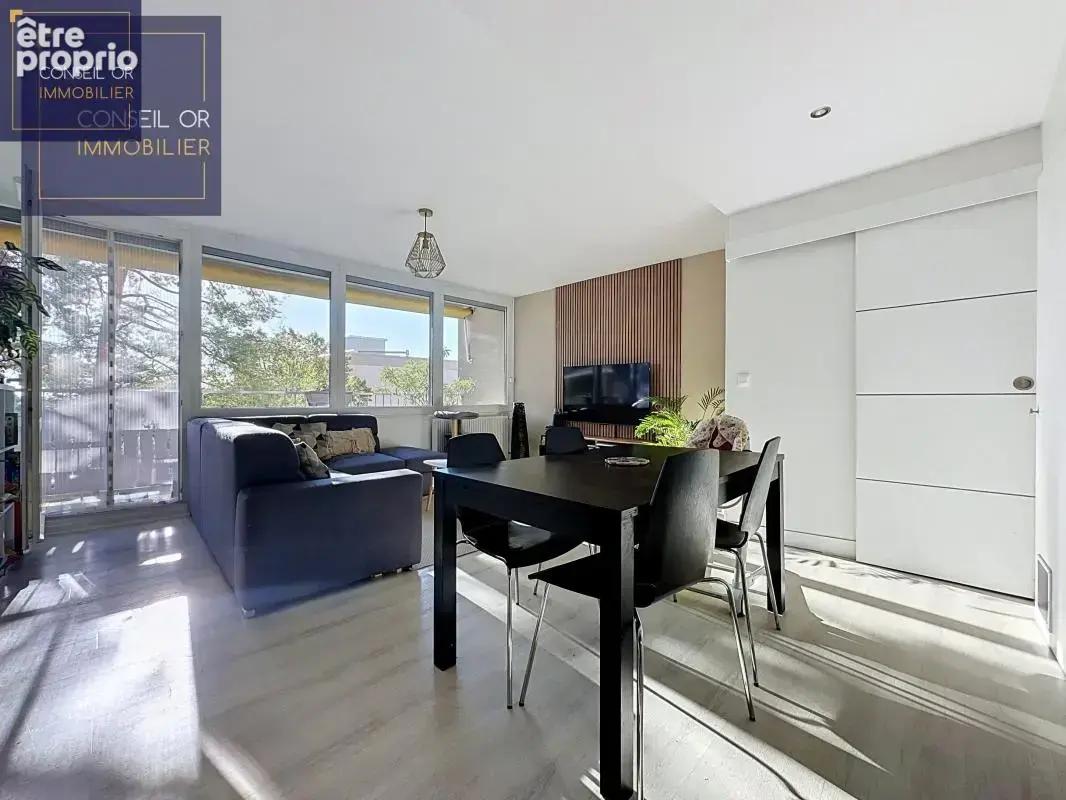 Appartement Oullins T5 - 4 chambres - Balcons - Place de parking et cave - photo 2
