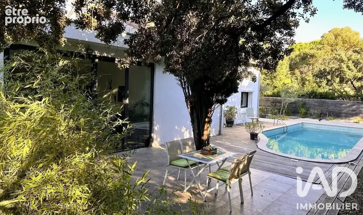 Photo 1 - Maison à VILLENEUVE-LES-AVIGNON