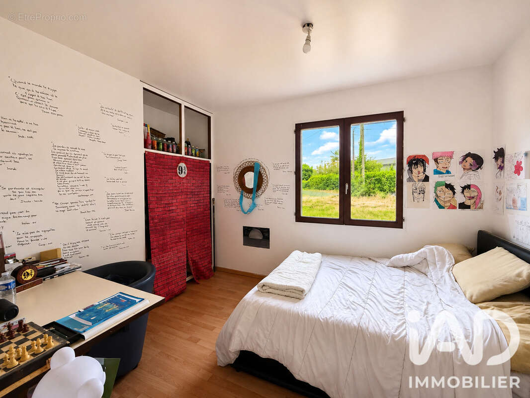 Maison 133 m² à Rions  - photo 9