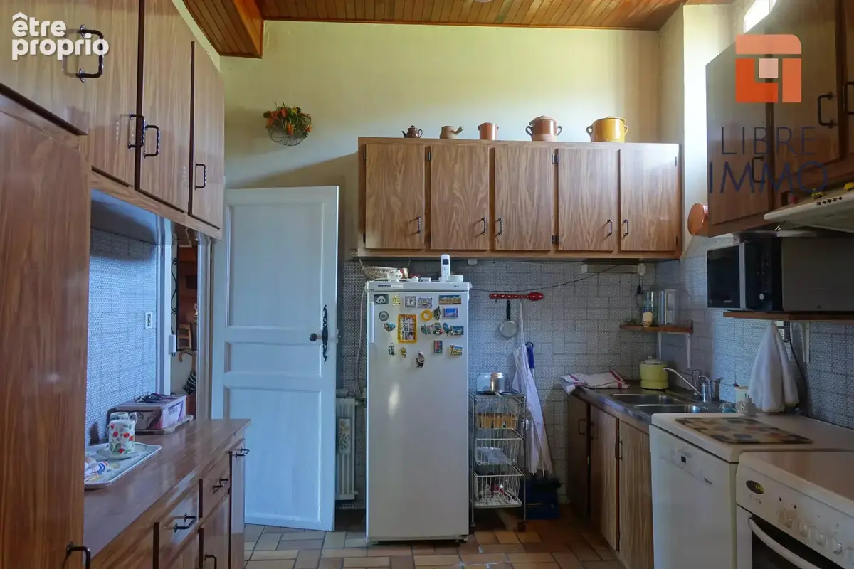 A vendre - villa 170m² a renover, parc 1500m² - photo 6