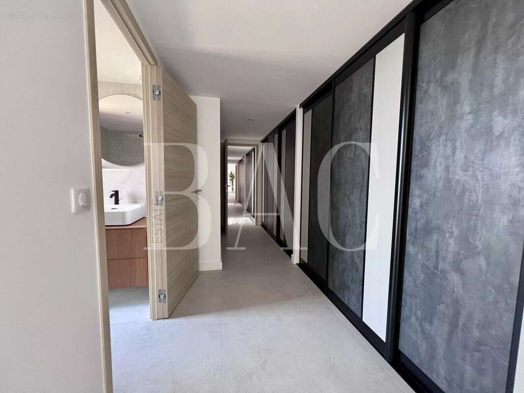 Appartement à THEOULE-SUR-MER