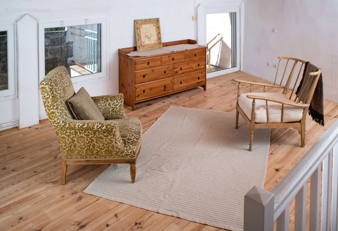 Maison à SAINT-QUENTIN-LA-POTERIE