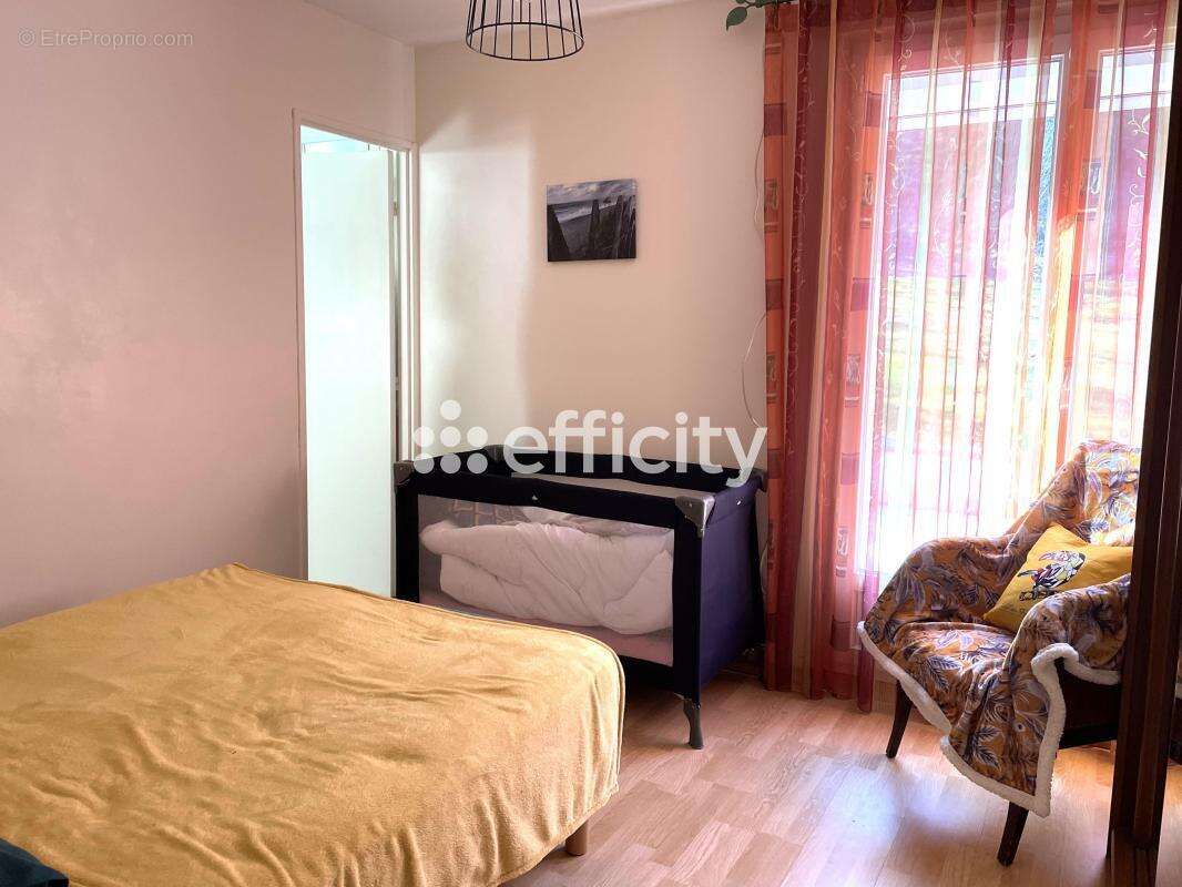 Maison à RONQUEROLLES