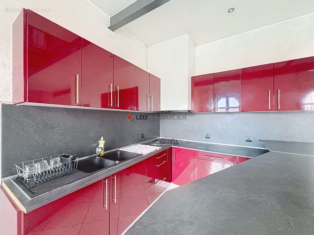 Appartement 101 m² à Prades  - photo 3