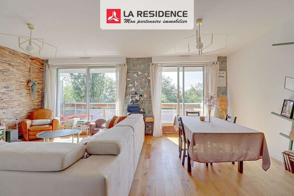 Appartement à MAREIL-MARLY