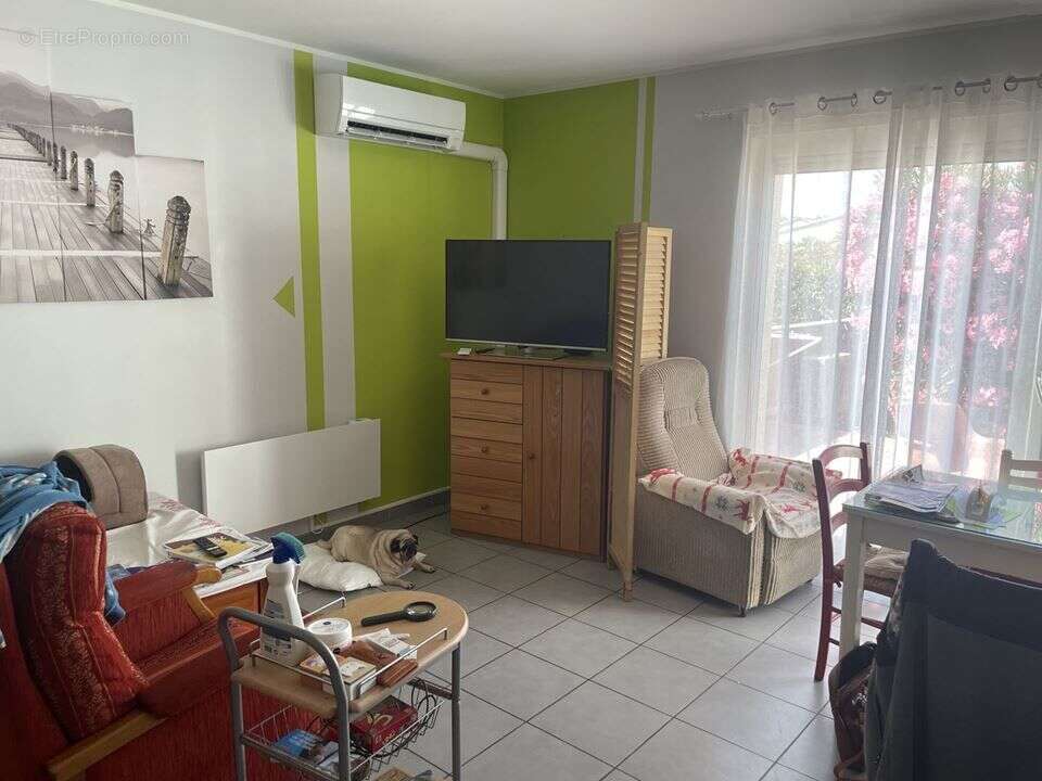 Photo 3