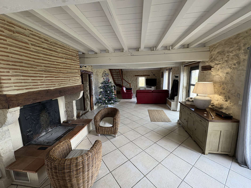 Maison à GRIGNOLS