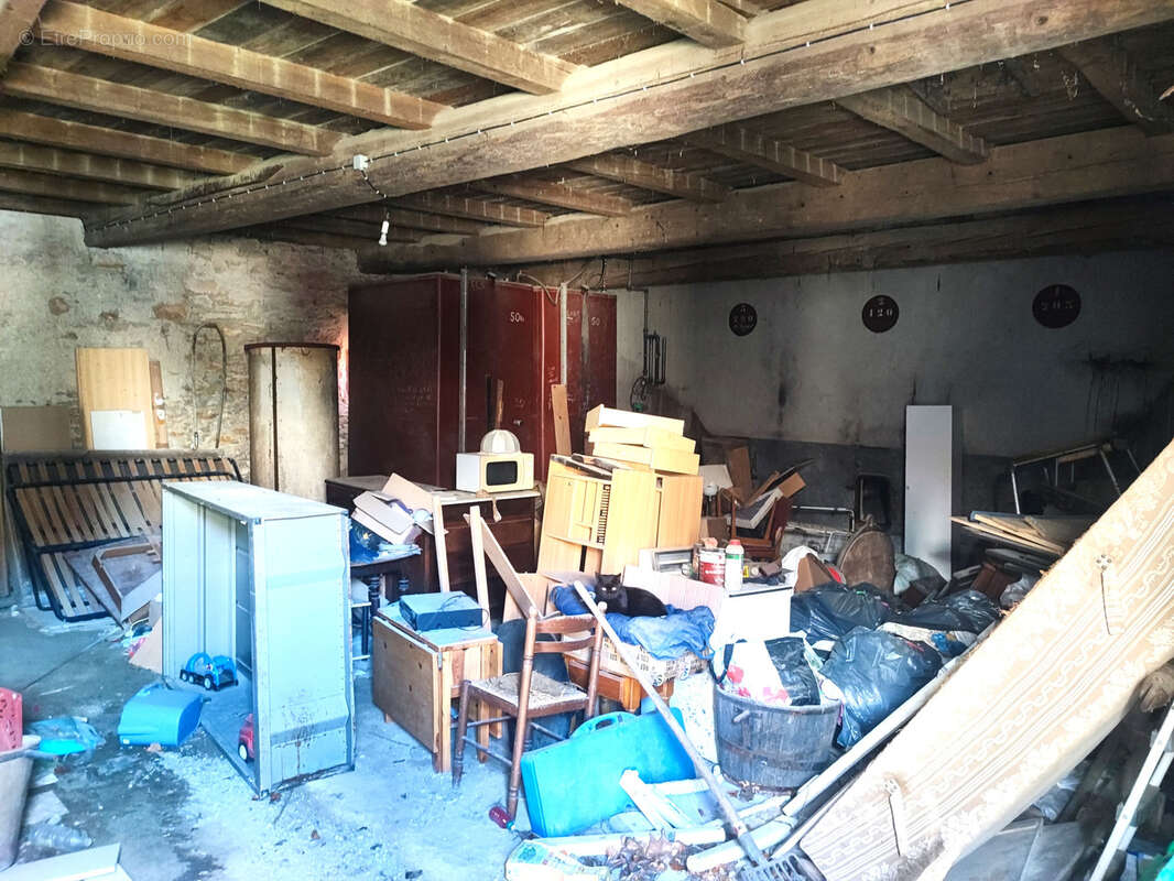 Maison à LA LIVINIERE