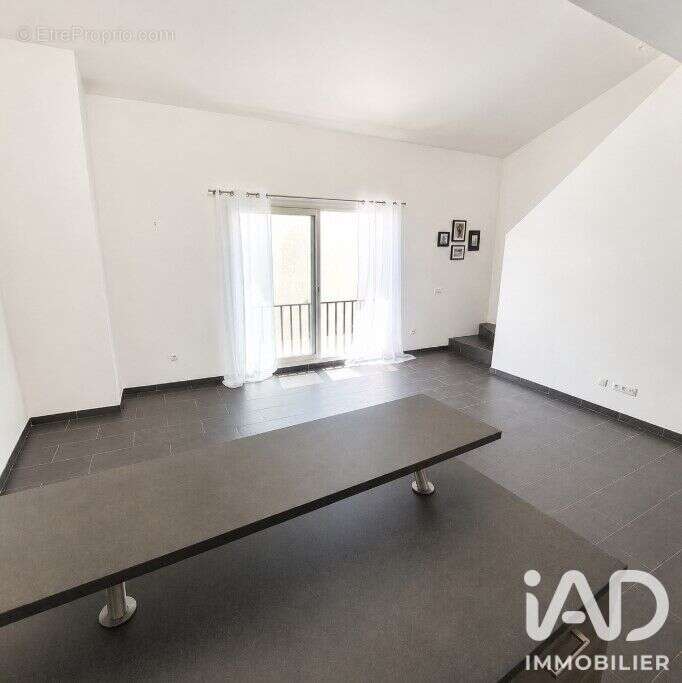 Appartement 57 m² à Saint-Just  - photo 4
