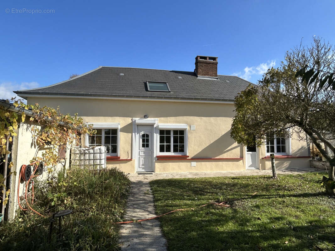 Maison à POIX-DE-PICARDIE