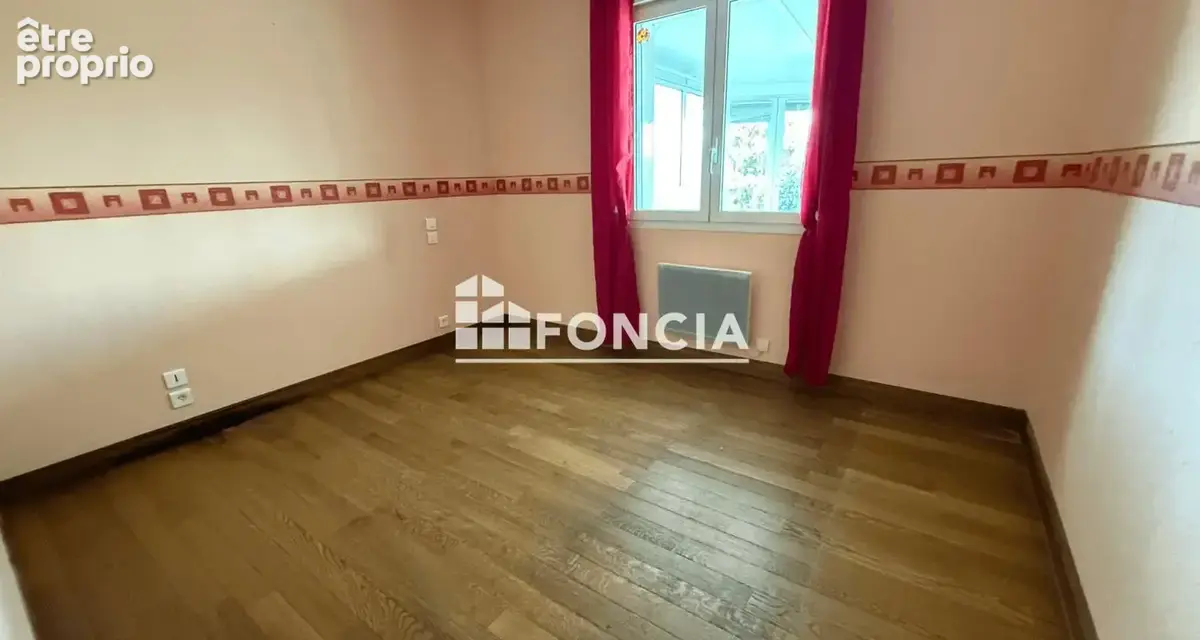Yvre l'eveque : maison independante aux beaux volumes - photo 7