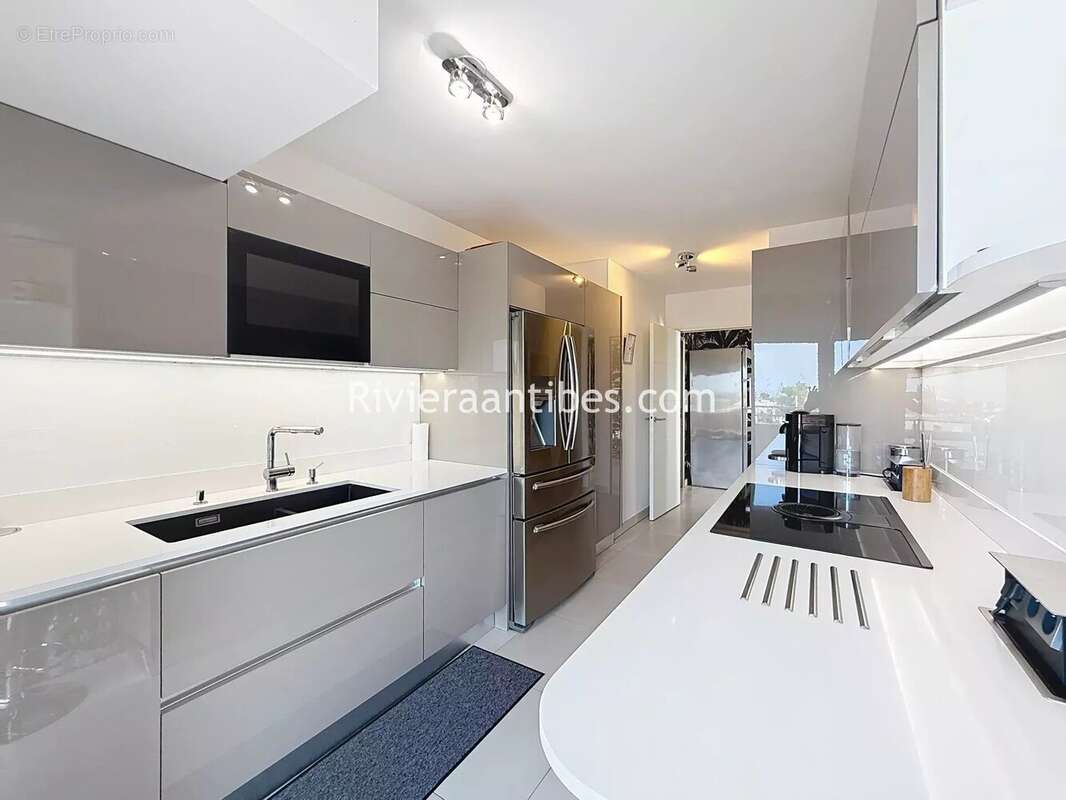 Antibes vue mer dernier etage 133m² - photo 5