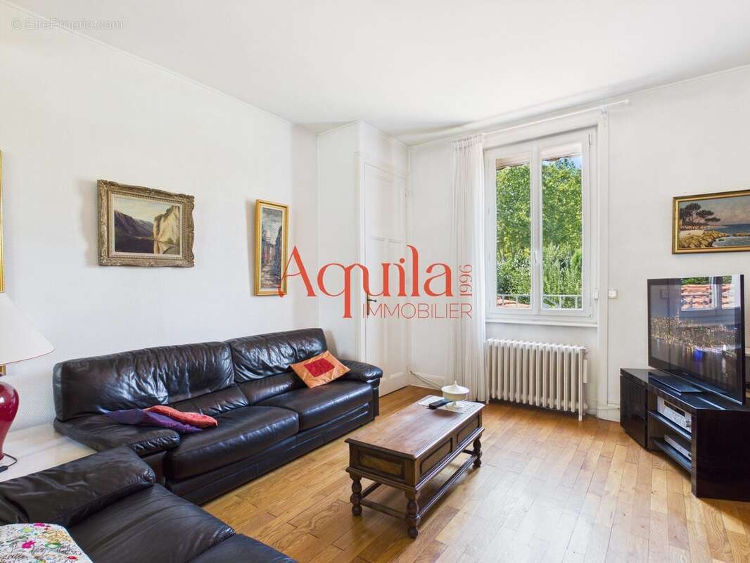 Maison 91 m² à Bron  - photo 4