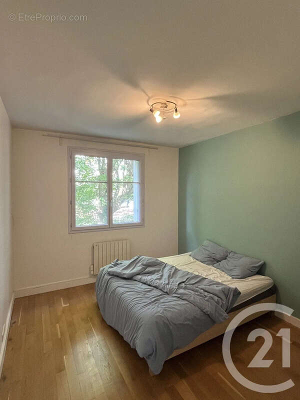 Appartement 54 m² à Saint-Cloud  - photo 4