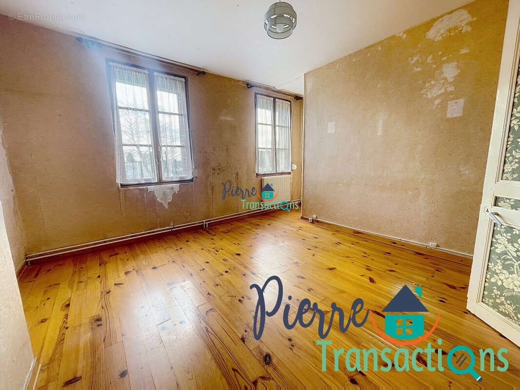 Maison à LILLEBONNE