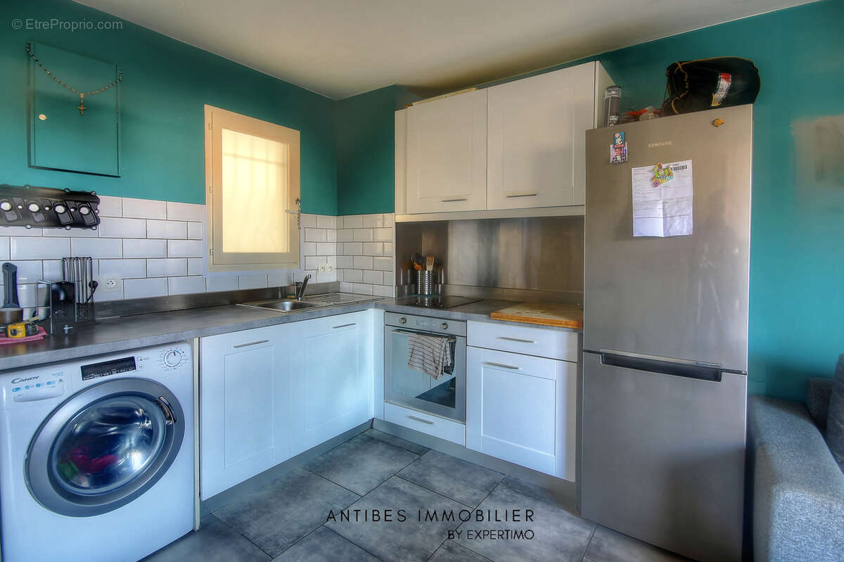 Appartement à VALLAURIS