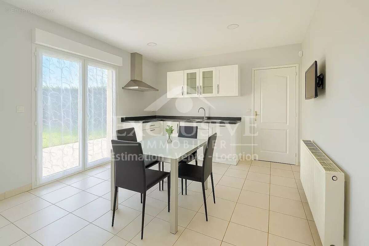 Maison à SAINT-ARNOULT