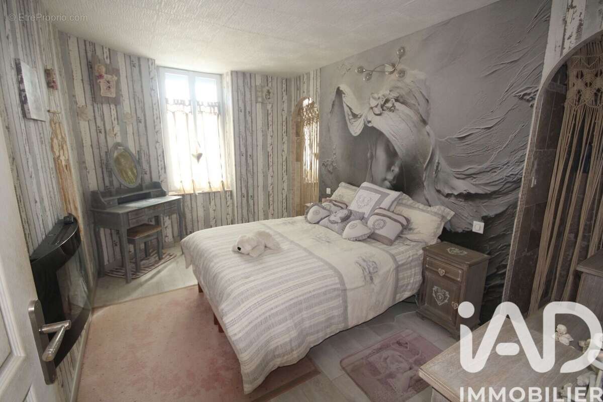 Photo 9 - Maison à SAINT-SAVINIEN