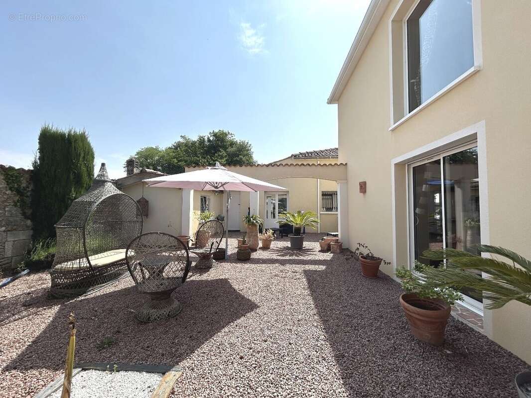 Maison à CRAVANS