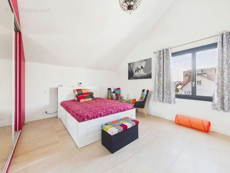 Maison à VILLEMOMBLE