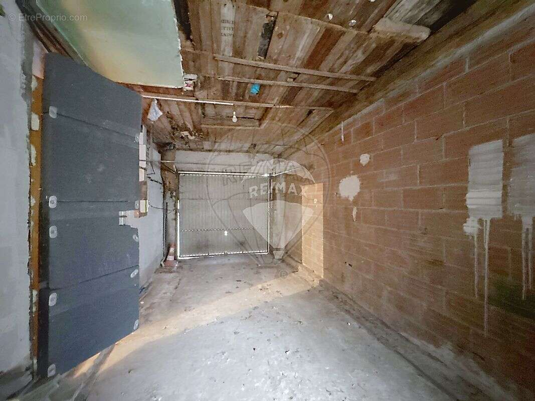 Maison à VILLENEUVE-L'ARCHEVEQUE