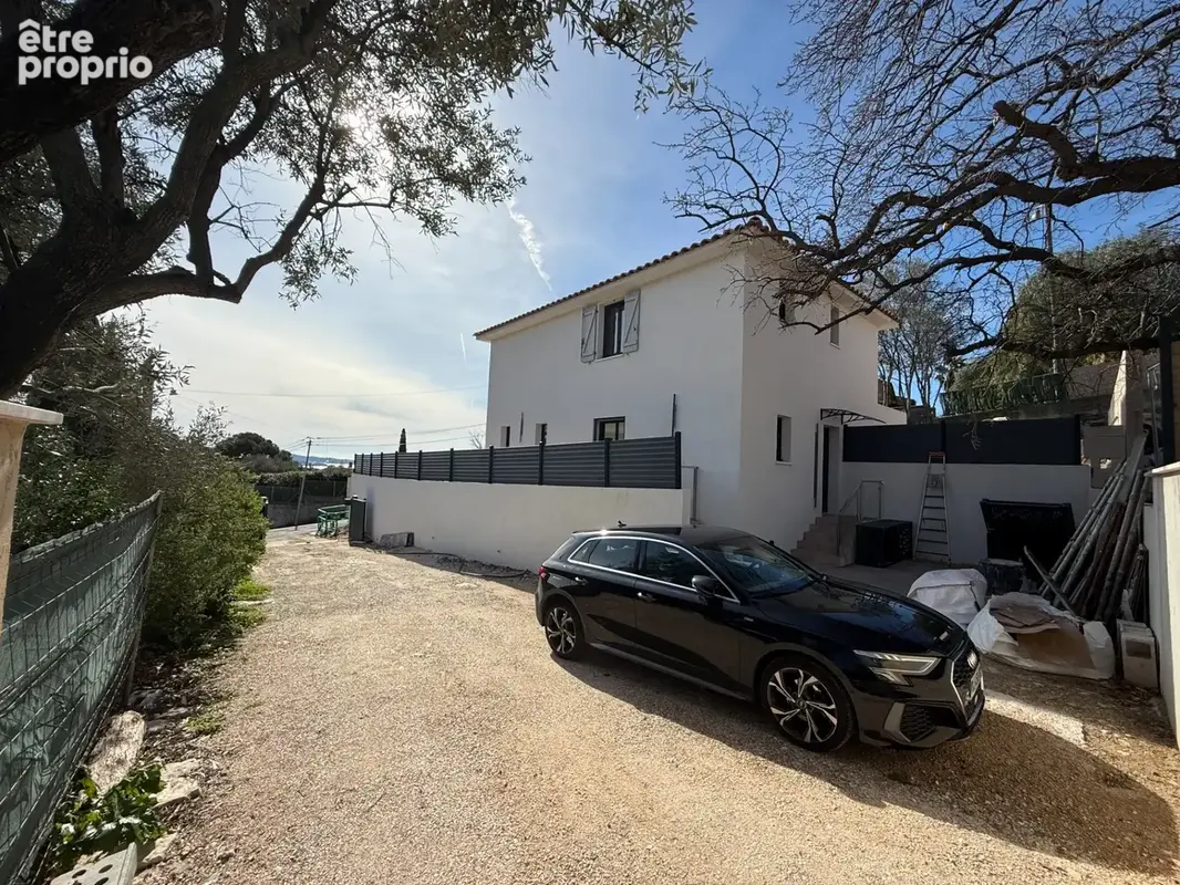 Maison à vendre 4 pièces TOULON (83) - photo 4