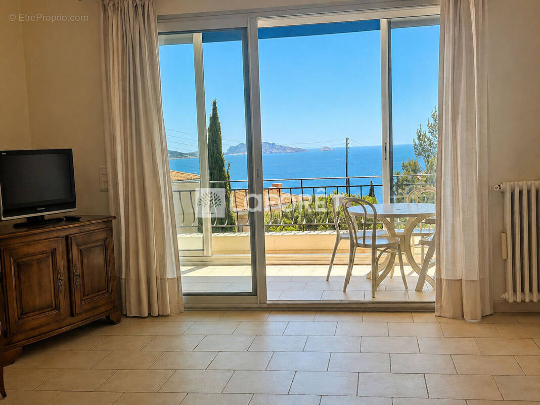 Appartement à MARSEILLE-7E