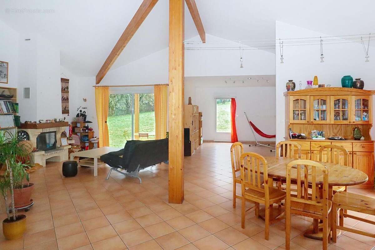 Photo 3 - Maison à ROUILLAC