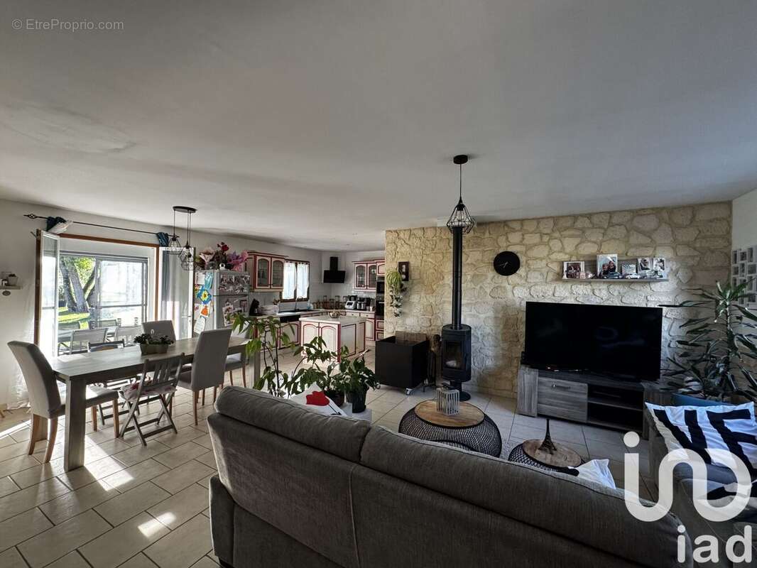 Photo 3 - Maison à LA VERNELLE