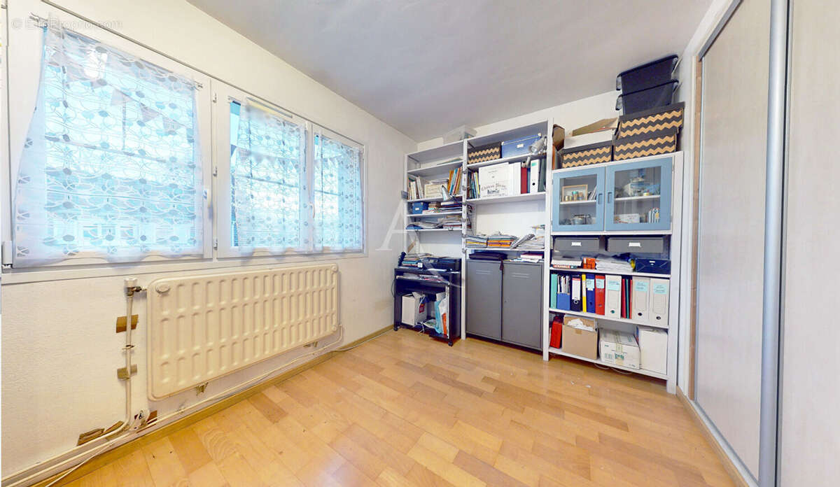 Maison à ROISSY-EN-BRIE