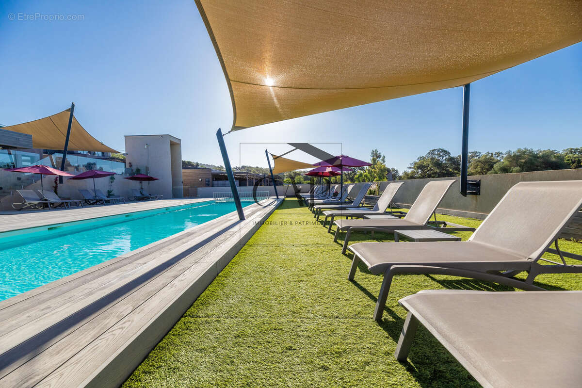 ACTE EN MAIN   Villa T5 avec Piscine Privative Chauffée   Domaine 5***** à Lecci   Investissement Premium - photo 9