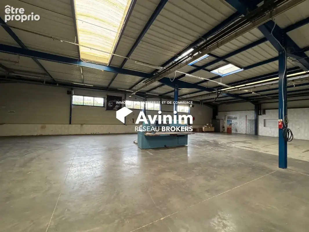 Commerce 1 323 m² à vendre à Saint-Clement-Les-Places (69930) - photo 5