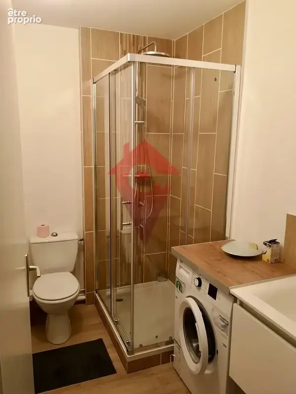 Appartement T1 meublé au dernier étage avec ascenseur et parking   Le Mans - photo 3