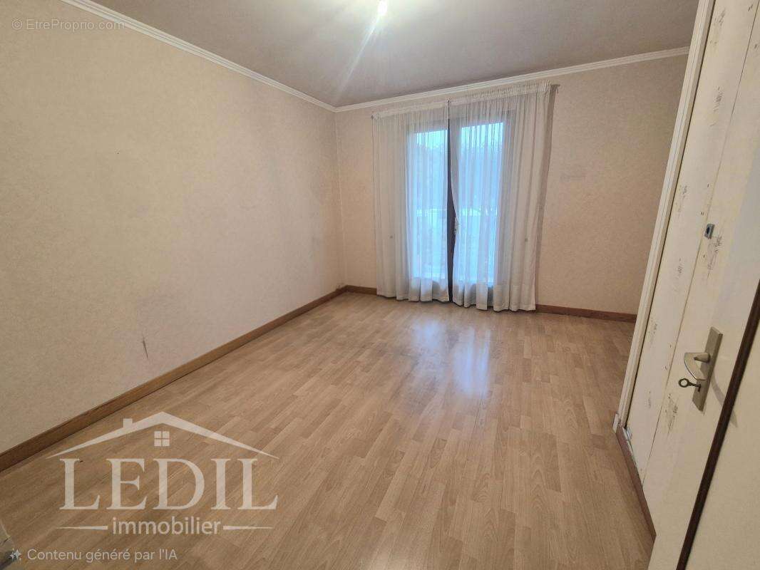 Maison à LE PASSAGE