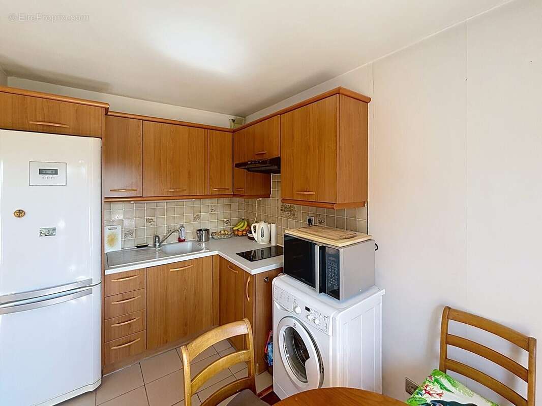 Coin cuisine - Appartement à BUC